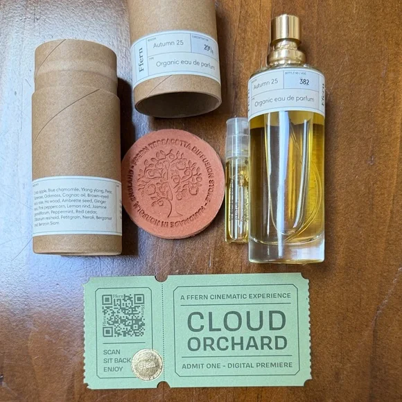Ffern Autumn 25 Organic Eau de Parfum (1 fl oz) With diffuser. Used twice. - Picture 2 of 10